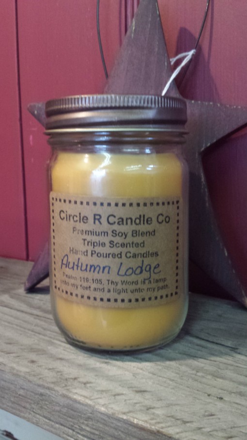 autumn-lodge-fall-scented-candles
